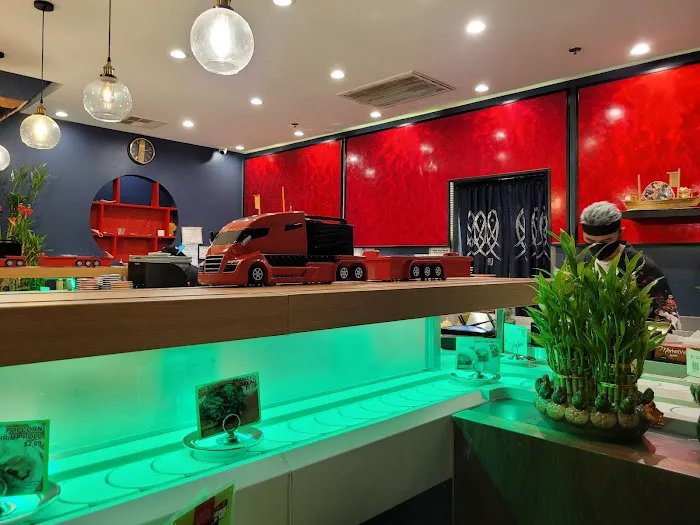 KAIZEN REVOLVING SUSHI Picture 10