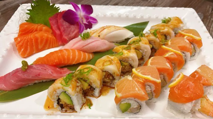 Dojo Sushi Picture 9