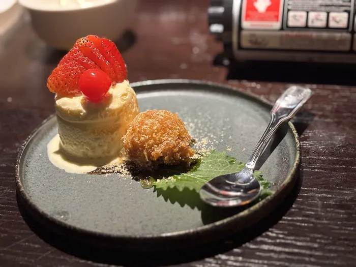 Ginza Izakaya Japanese Restaurant Picture 2