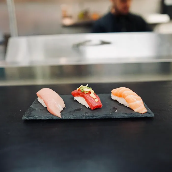 Hinode Sushi Picture 10