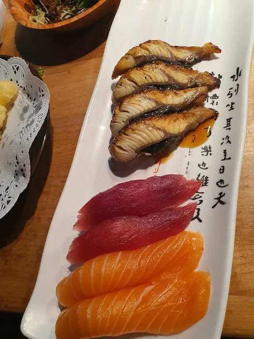 Umiya Sushi Picture 8