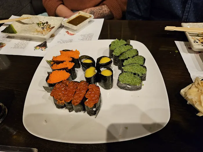 Oyshi Sushi Picture 5