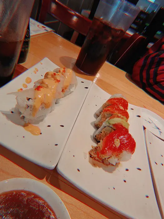 Hanabi Sushi & Rolls Picture 9