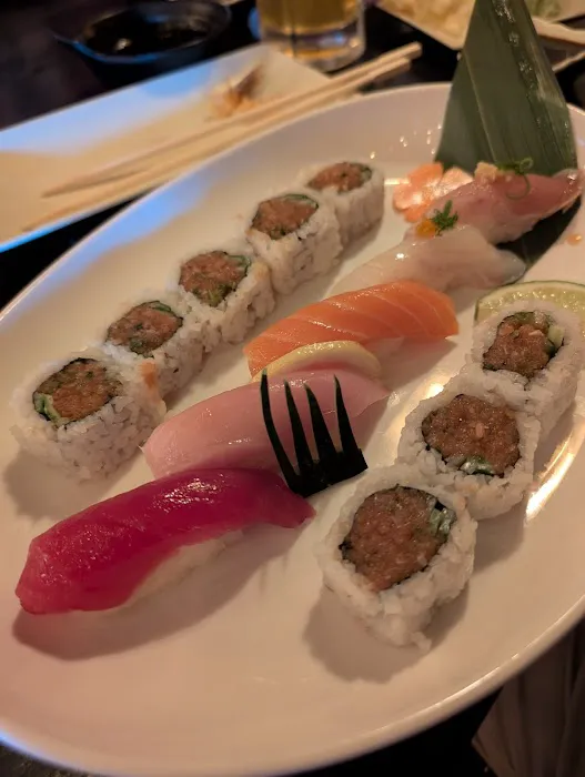 Sushi Loca Downtown Summerlin Picture 3