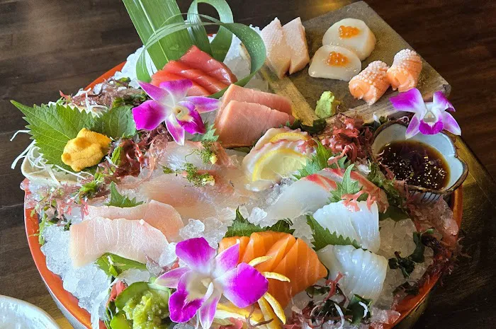 Naked Fish's Sushi & Grill Picture 2