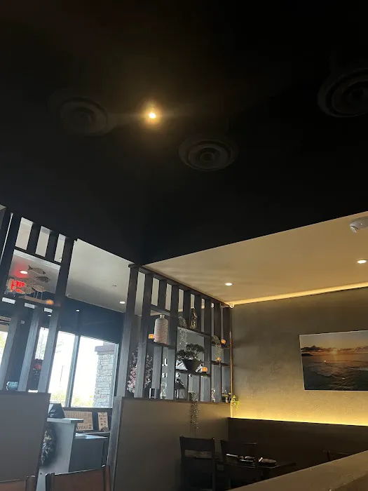 Bluebei Sushi & Grill Picture 4