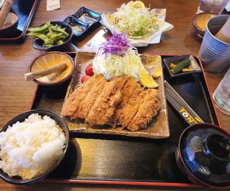 TON TON Katsuya