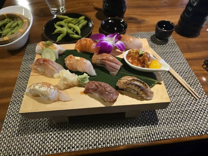 Eat Sushi Restaurant Picture 4