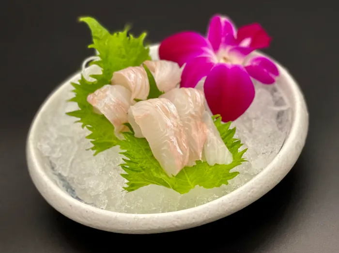 Eat Sushi Restaurant Picture 5