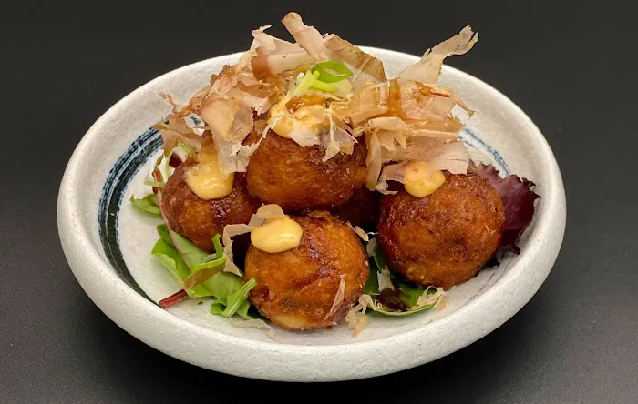 Eat Sushi Restaurant Picture 1