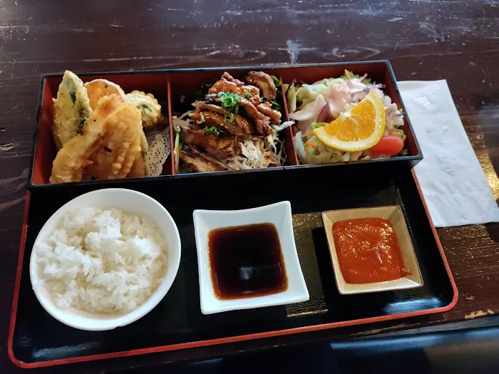 Ike's Japanese Kitchen Picture 4
