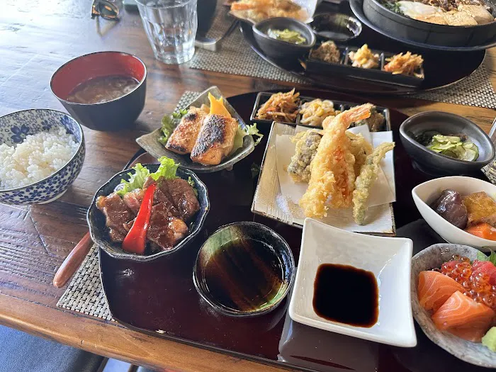 Akari Japanese Bistro Picture 2