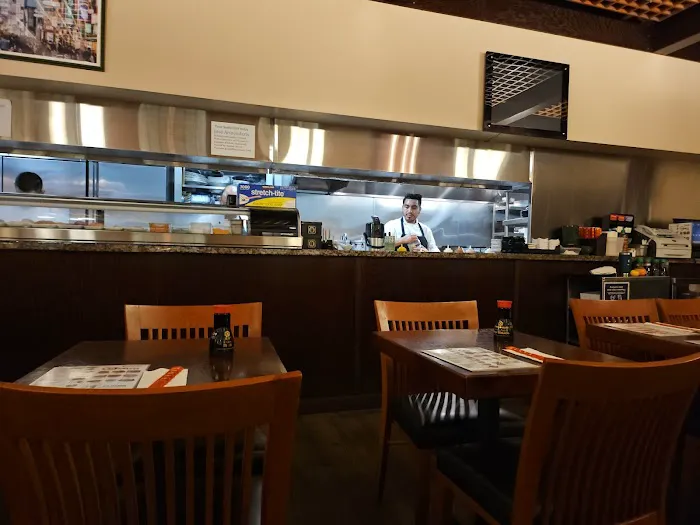 Oma Sushi Picture 2