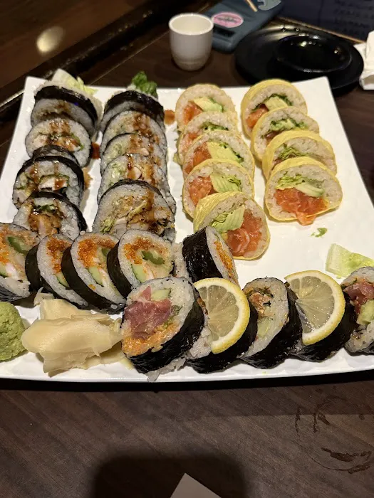 Ryoko's Japanese Restaurant & Bar Picture 2