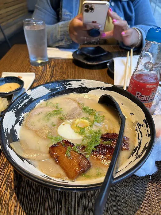 Miyabiya Sushi & Grill Picture 4