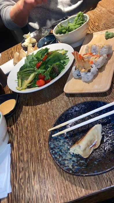 Miyabiya Sushi & Grill Picture 2
