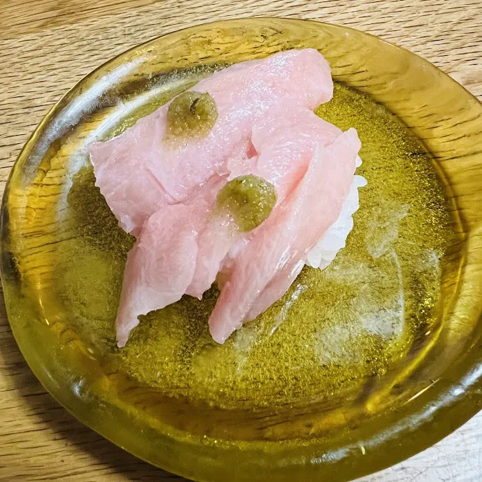 Akiko's Sushi Bar Picture 9