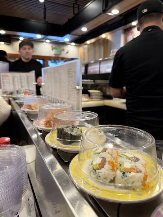 Izumi Kaiten Sushi Picture 2