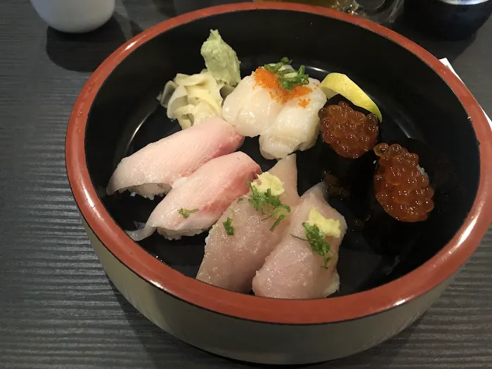 Izumi Kaiten Sushi Picture 10