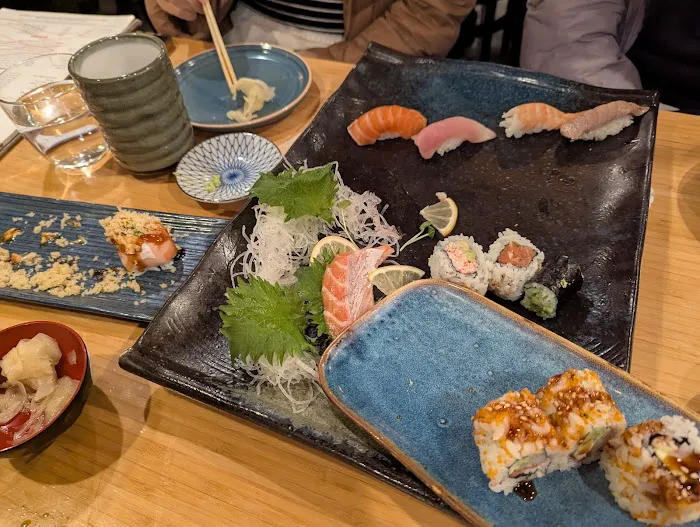 Live Sushi Bar Picture 7