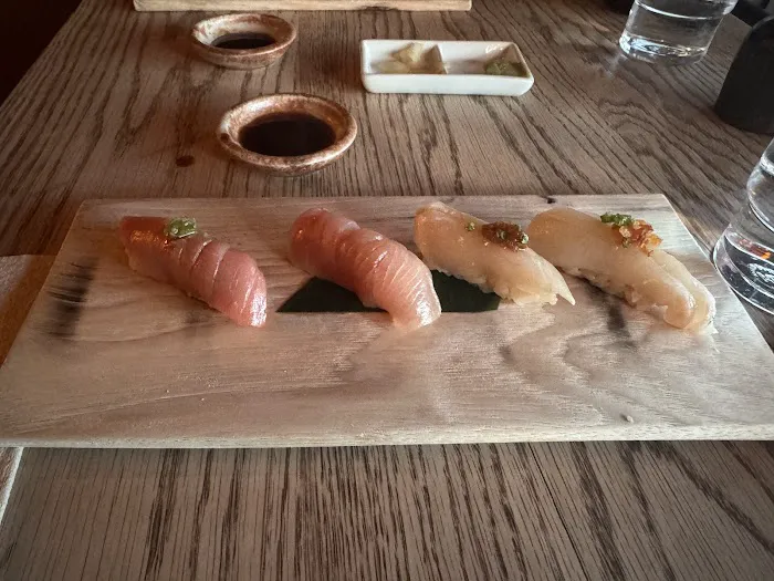 Saru Sushi Bar Picture 2