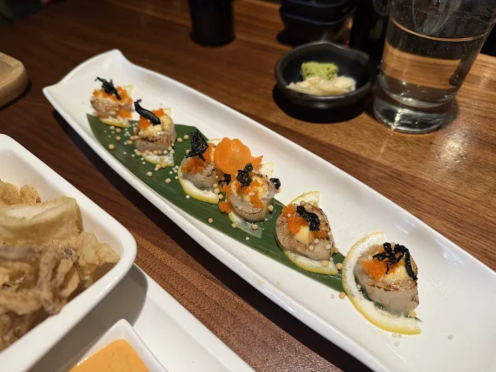 Tataki Sushi and Sake Bar Picture 5