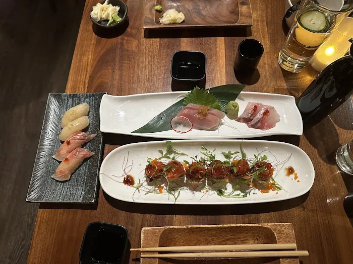 Tataki Sushi and Sake Bar Picture 2
