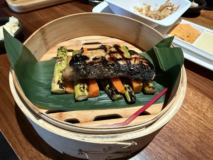 Tataki Sushi and Sake Bar Picture 9