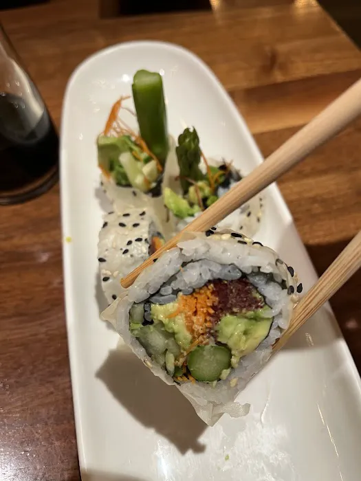 Tataki Sushi and Sake Bar Picture 1