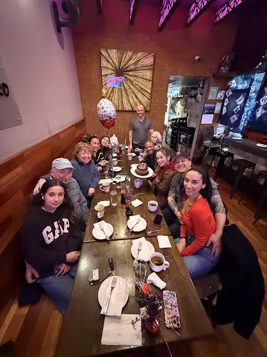 Sushi Bistro Picture 7