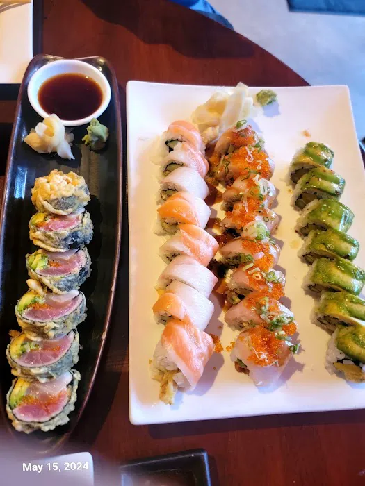 Moki's Sushi & Pacific Grill Picture 9