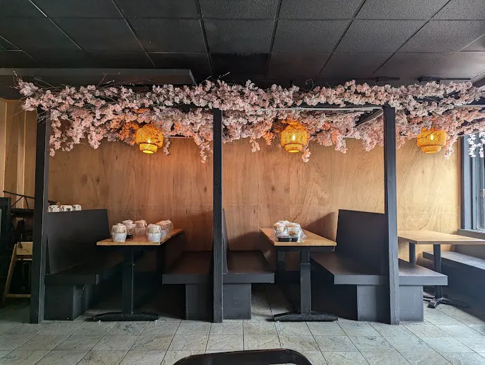 Rural Ramen Bar Picture 3