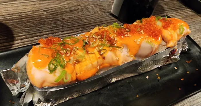 Amami Sushi Bistro Picture 5