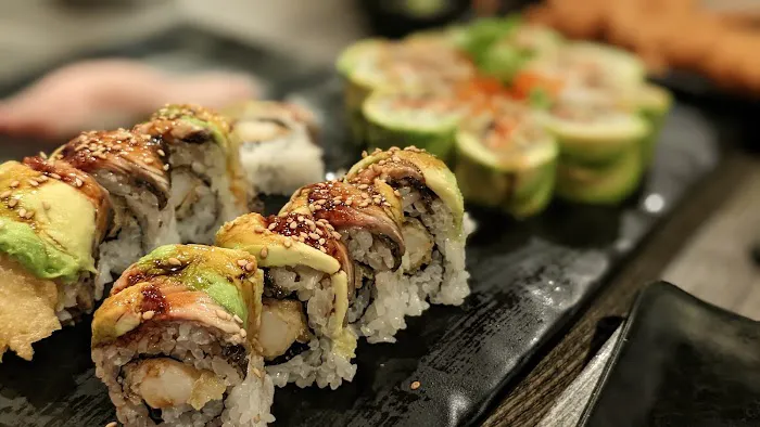 Amami Sushi Bistro Picture 9