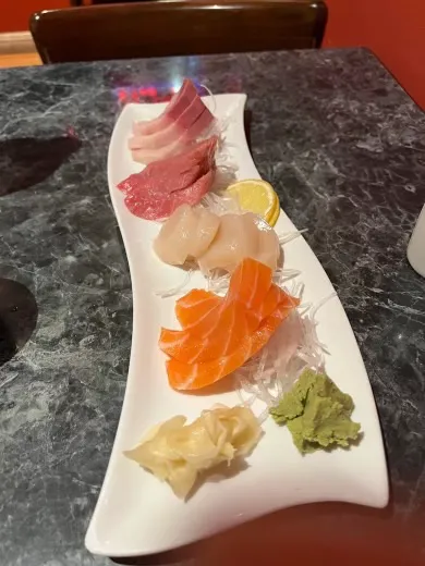 Marina Sushi Bar Picture 2