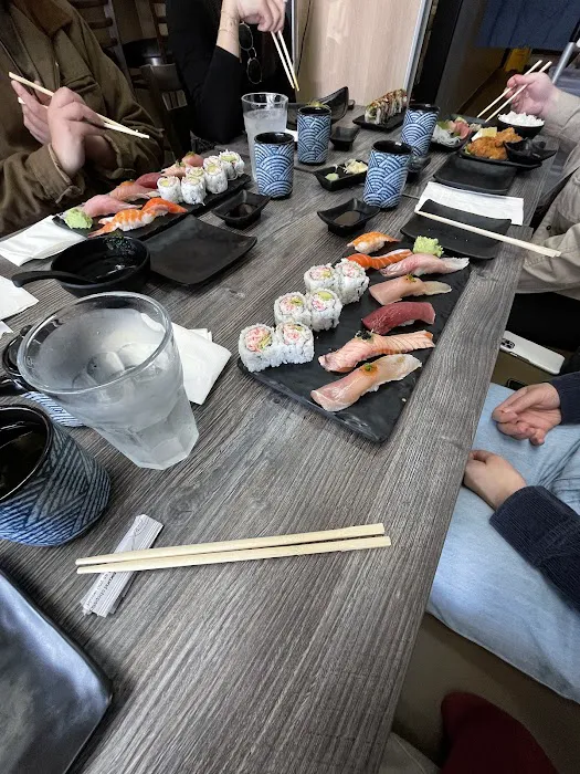 Amami Sushi Bistro Geary Picture 8