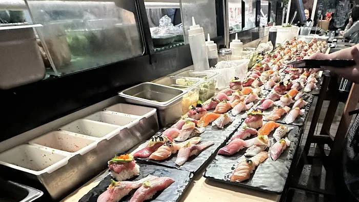Amami Sushi Bistro Geary Picture 7