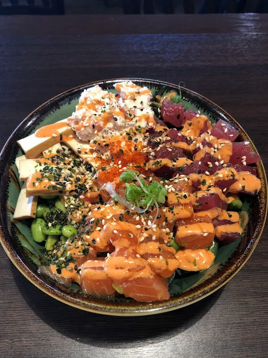 Little Sushi Bar Picture 9