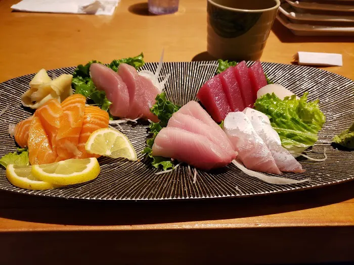 Tomo Sushi & Teriyaki Picture 8