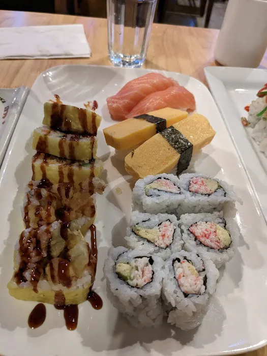 Ocean Fish Sushi & Grill Picture 6