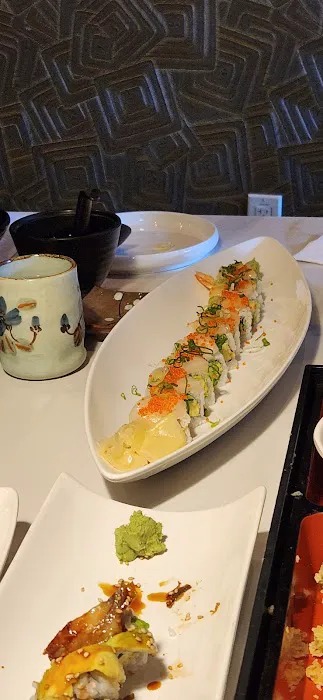Tokyo Sushi & Bar Picture 8
