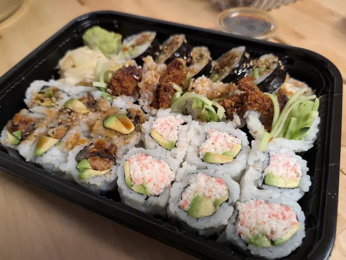 Go Sushi Japanese Restaurant Picture 1