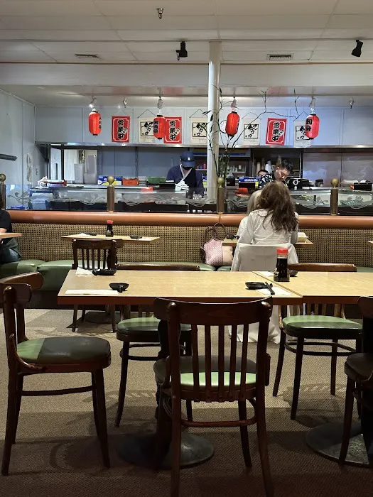 Go Sushi Japanese Restaurant Picture 2