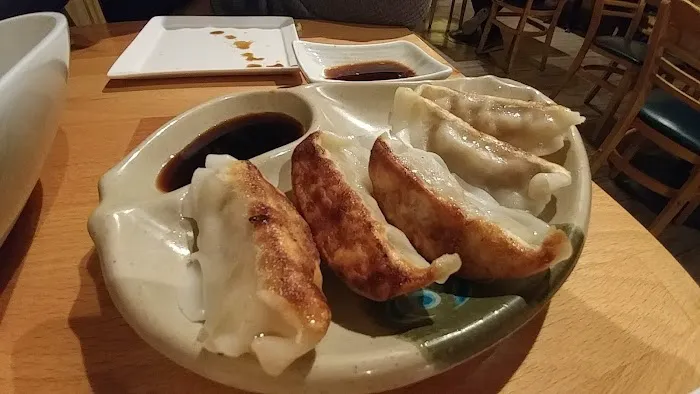 Sushi House Picture 9