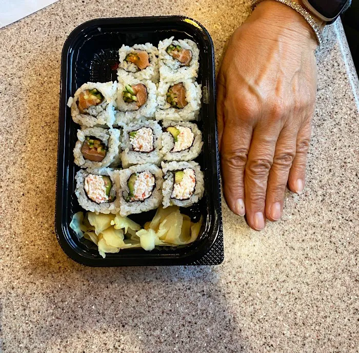 Sushi House Picture 4