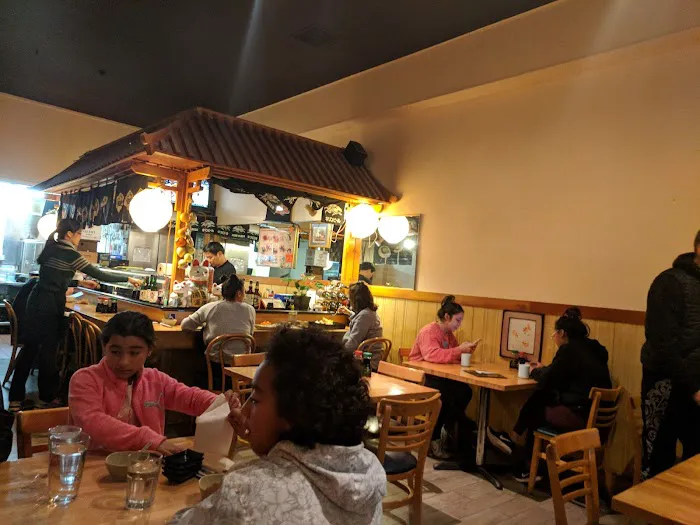 Sushi House Picture 5