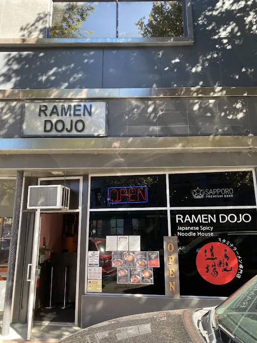 Ramen Dojo Picture 7