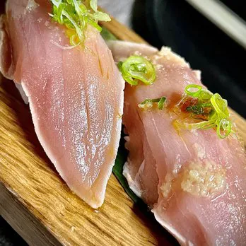 Sushi Beluga (Long Beach) Picture 9