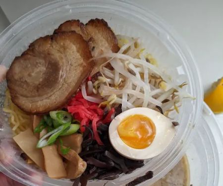 Giraffe Ramen