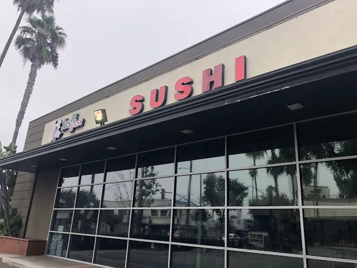 Sushi West Picture 2